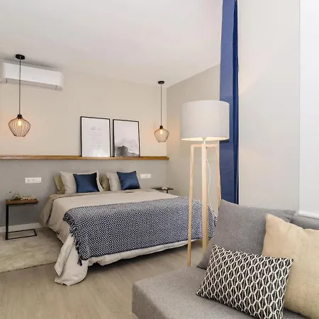 דירה Spaces Deluxe Centre *