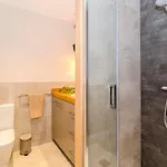 Spaces Deluxe Centre *
