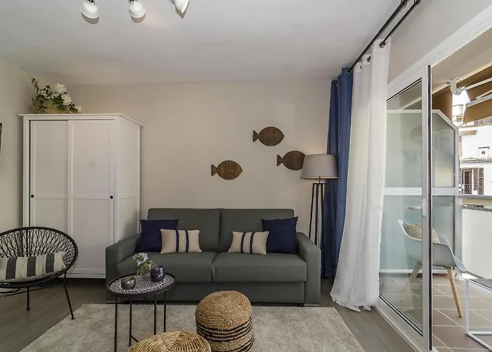 דירה Spaces Deluxe Centre *